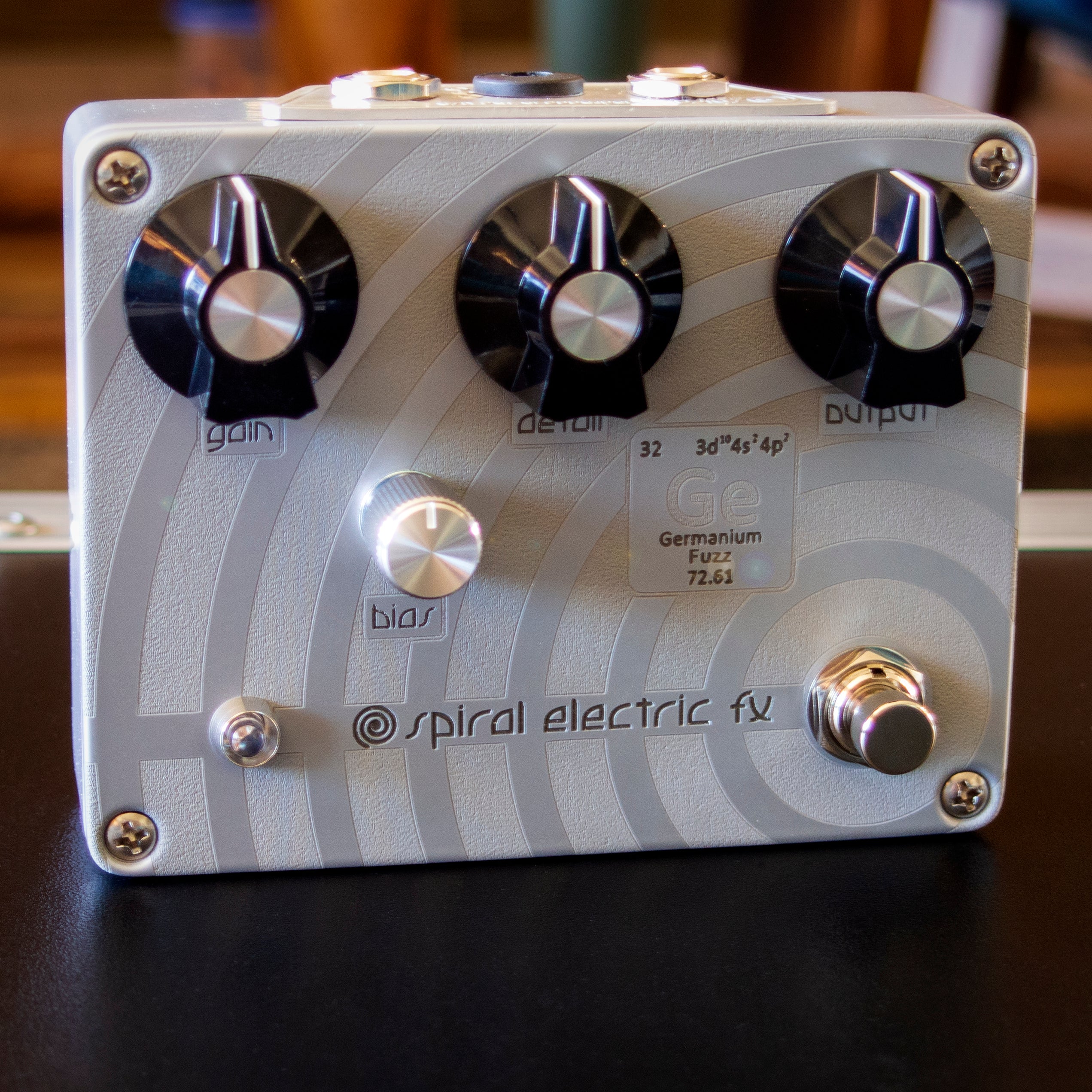 EVA電子 GERMANIUM FUZZ Ge Fuzz - Germanium/Silicon Hybrid Fuzz – Spiral Electric FX