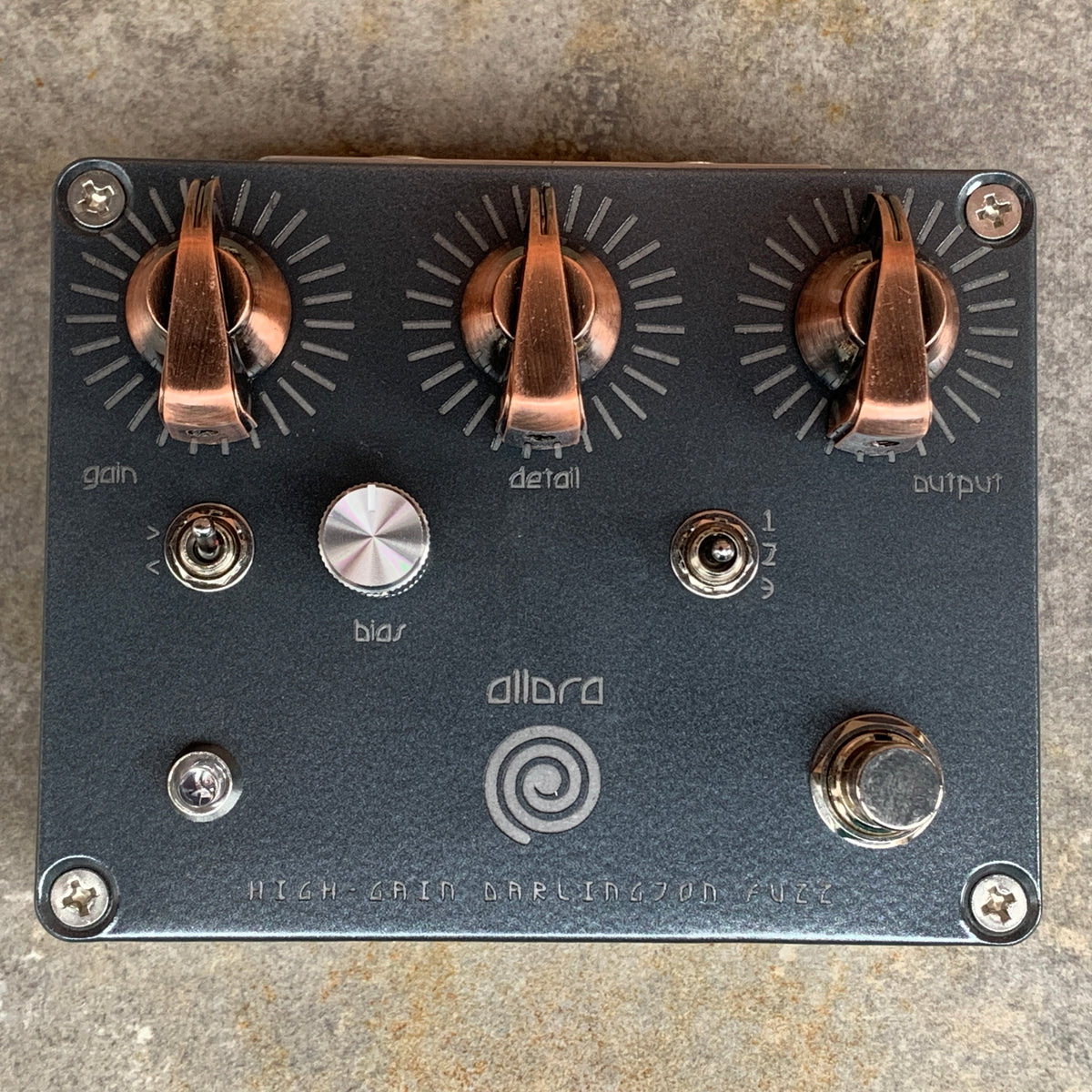 Allora HighGain Darlington Fuzz Spiral Electric FX