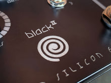Load image into Gallery viewer, Black Spiral II Modern Silicon Fuzz