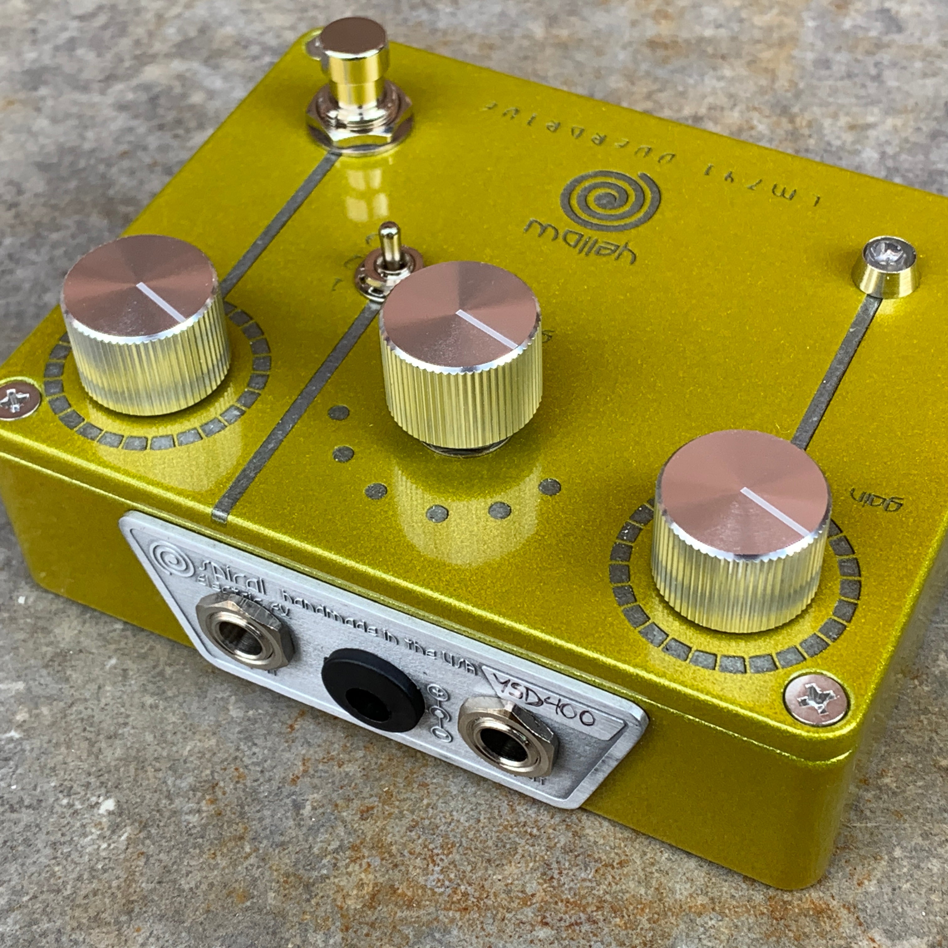 Yellow Spiral LM741 Overdrive – Spiral Electric FX