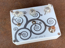 Load image into Gallery viewer, Secret Chord Deluxe MosFET Boost